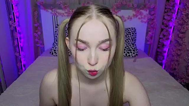 LilyStarlight online show from 05/02/26, 04:50