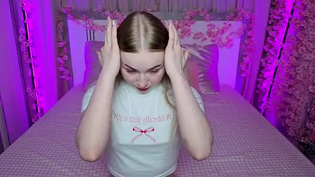 LilyStarlight online show from 06/03/26, 03:18