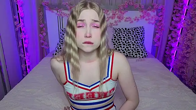 LilyStarlight online show from 05/05/26, 03:31