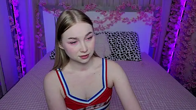 LilyStarlight online show from 04/26/26, 03:26