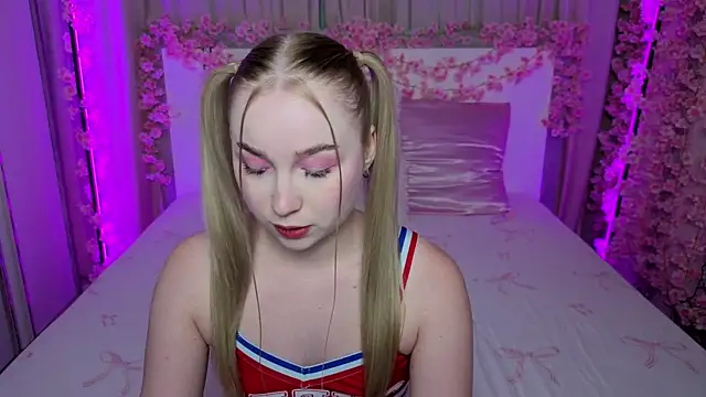 LilyStarlight online show from 06/29/26, 03:46