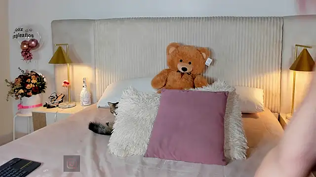 Marie Castelzc online show from 09/09/25, 01:09