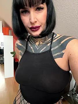 InkedBiitch online show from 01/12/26, 09:38