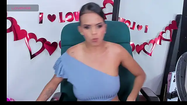 MaiaPetitte  online show from 02/16/26, 11:57