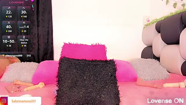 sabrinamossii online show from 10/23/25, 08:46