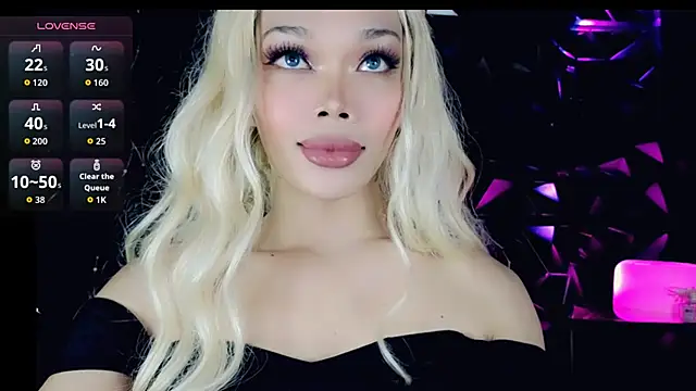 Snapshot of sugar_bbyxx chatting on 09/27/25, 10:05 sugar bbyxx online show from 09/27/25, 10:05