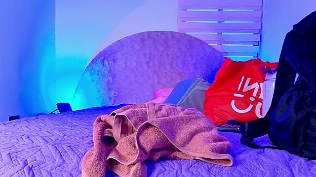  ebony-queen  online show from 11/26/25, 12:05