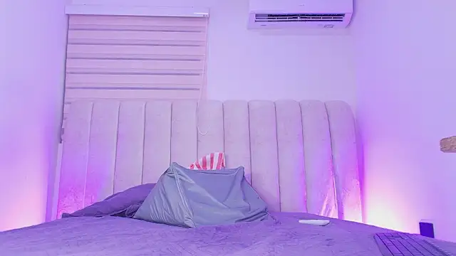  ebony-queen  online show from 02/15/26, 03:07