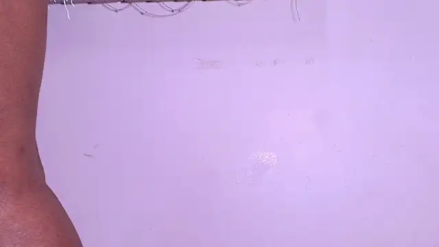  ebony-queen  online show from 09/27/25, 12:00