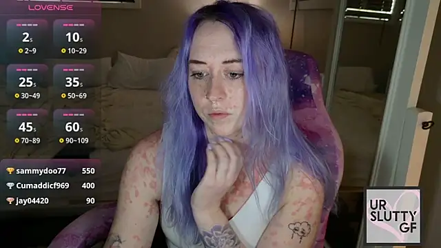 ursluttygf online show from 04/19/26, 04:41