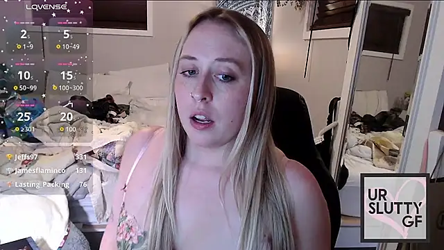 ursluttygf online show from 12/28/24, 04:41