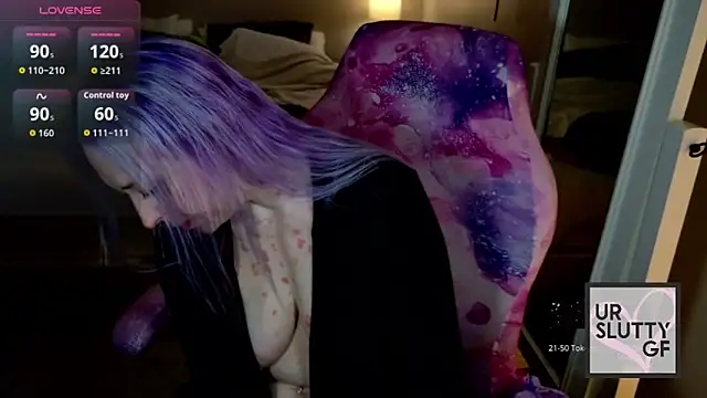 ursluttygf online show from 03/26/26, 04:05