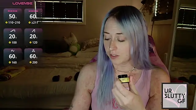 ursluttygf online show from 05/23/26, 04:06
