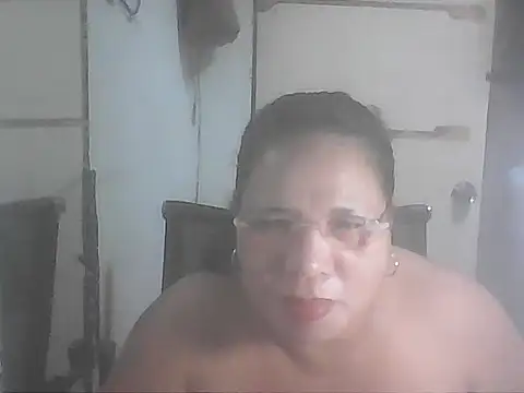 hotwet mama4uxx online show from 10/11/25, 01:12