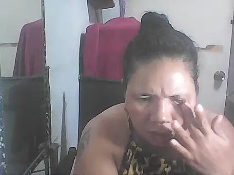 hotwet mama4uxx online show from 01/13/26, 05:44