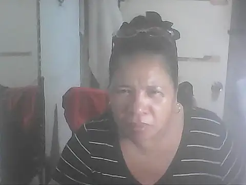 hotwet mama4uxx online show from 10/12/25, 11:28
