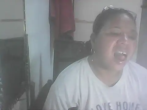 hotwet mama4uxx online show from 10/19/25, 12:30