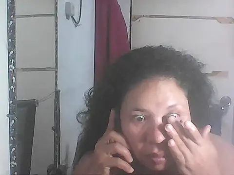 hotwet mama4uxx online show from 11/28/25, 01:33