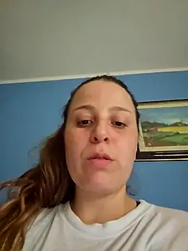 Snapshot of Emma96_hot chatting on 07/01/26, 09:42 Emma96 hot online show from 07/01/26, 09:42