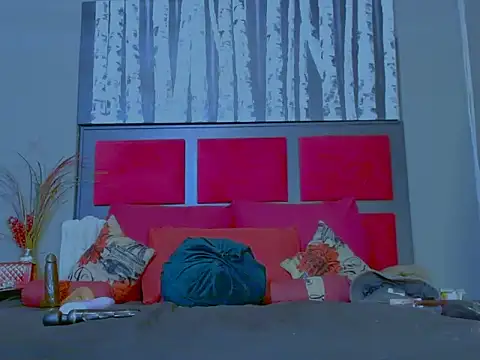 MissParis26 online show from 10/23/25, 08:07