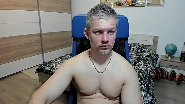 RobbyShawz online show from 05/08/26, 04:27