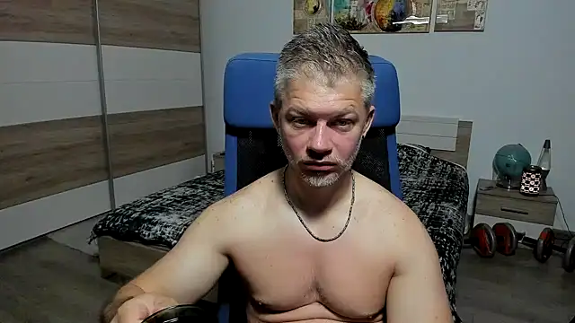 Snapshot of RobbyShawz chatting on 06/24/26, 04:44 RobbyShawz online show from 06/24/26, 04:44