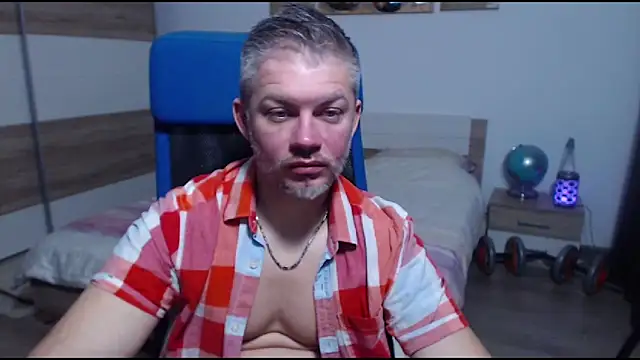 RobbyShawz online show from 12/17/25, 05:45