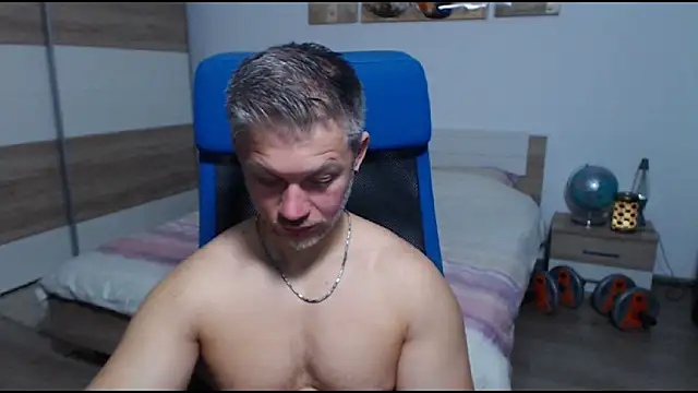 RobbyShawz online show from 09/27/25, 04:18