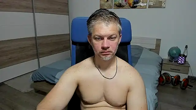 Snapshot of RobbyShawz chatting on 06/15/26, 04:23 RobbyShawz online show from 06/15/26, 04:23