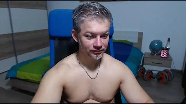 RobbyShawz online show from 10/13/25, 04:03