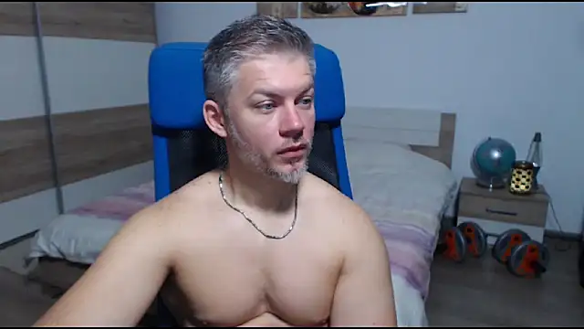 RobbyShawz online show from 09/24/25, 03:57