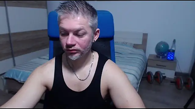 RobbyShawz online show from 12/23/25, 05:29