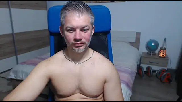 RobbyShawz online show from 11/17/25, 05:11