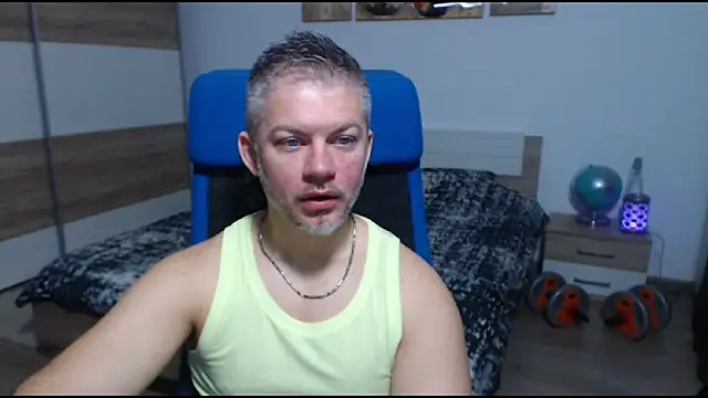 RobbyShawz online show from 10/31/25, 05:48