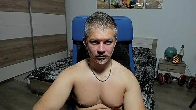 Snapshot of RobbyShawz chatting on 06/28/26, 04:52 RobbyShawz online show from 06/28/26, 04:52