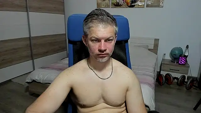 Snapshot of RobbyShawz chatting on 06/03/26, 05:08 RobbyShawz online show from 06/03/26, 05:08