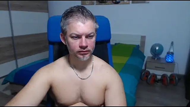 RobbyShawz online show from 10/22/25, 04:23