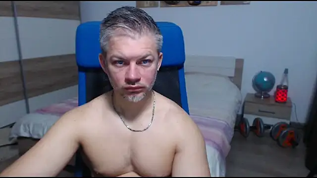 RobbyShawz online show from 11/18/25, 05:11