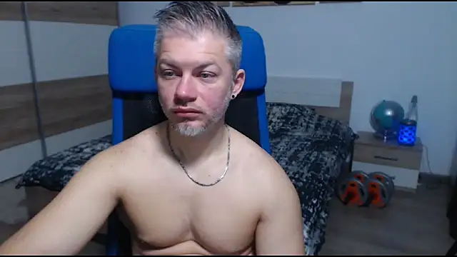 RobbyShawz online show from 11/04/25, 05:11