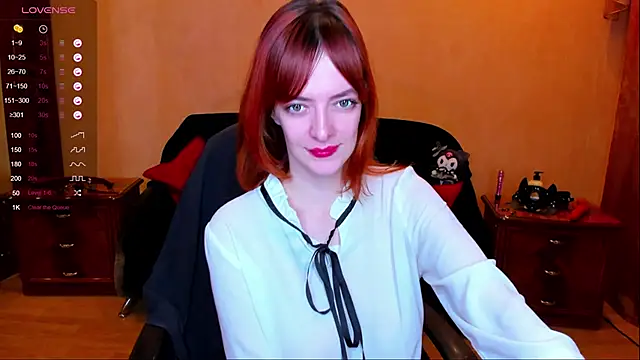 Mary Yolo online show from 12/06/24, 03:13