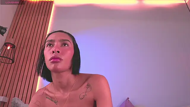 mia-reeves online show from 02/10/26, 06:51