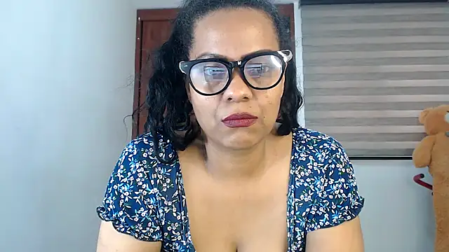 Natashariley1 online show from 03/31/26, 04:53