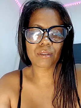 Natashariley1 online show from 03/13/25, 09:05