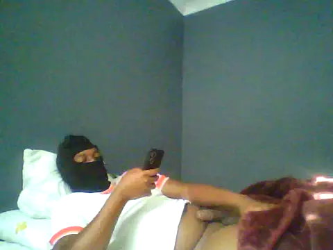 Snapshot of TitularAdaption chatting on 12/20/25, 04:37 TitularAdaption online show from 12/20/25, 04:37