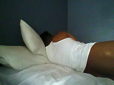 Snapshot of TitularAdaption chatting on 11/02/25, 04:50 TitularAdaption online show from 11/02/25, 04:50