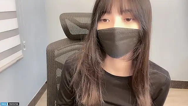 Ayase momo online show from 12/01/24, 10:48