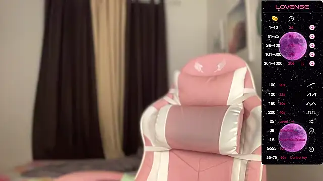 Alaia Pope online show from 01/19/25, 09:13