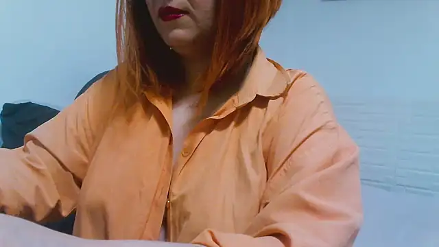 MashaYeah777 online show from 10/18/25, 08:44