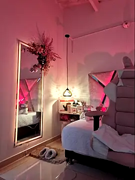 MariaPau 83 online show from 11/28/25, 09:04