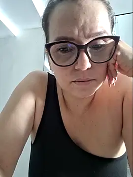 MariaPau 83 online show from 11/13/25, 08:24